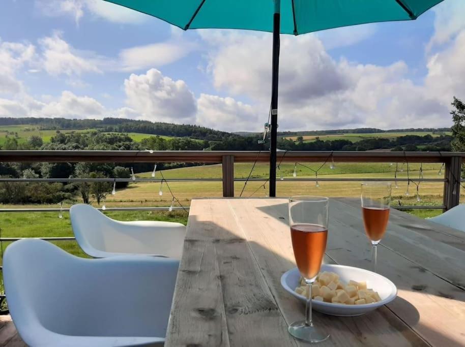 Huis Met Zonneterras, Tuin En Panoramisch Uitzicht Wellin Dış mekan fotoğraf