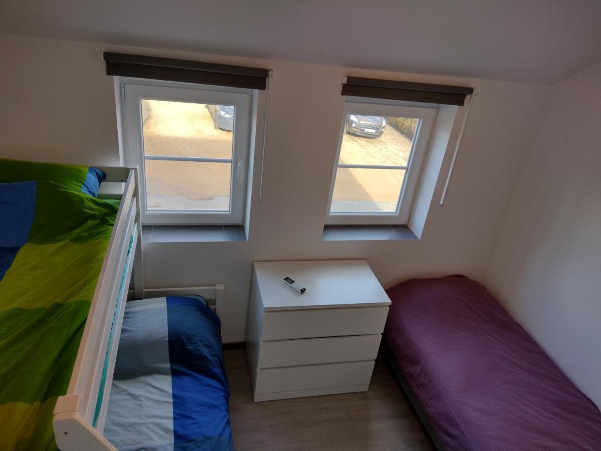 Huis Met Zonneterras, Tuin En Panoramisch Uitzicht Wellin Dış mekan fotoğraf